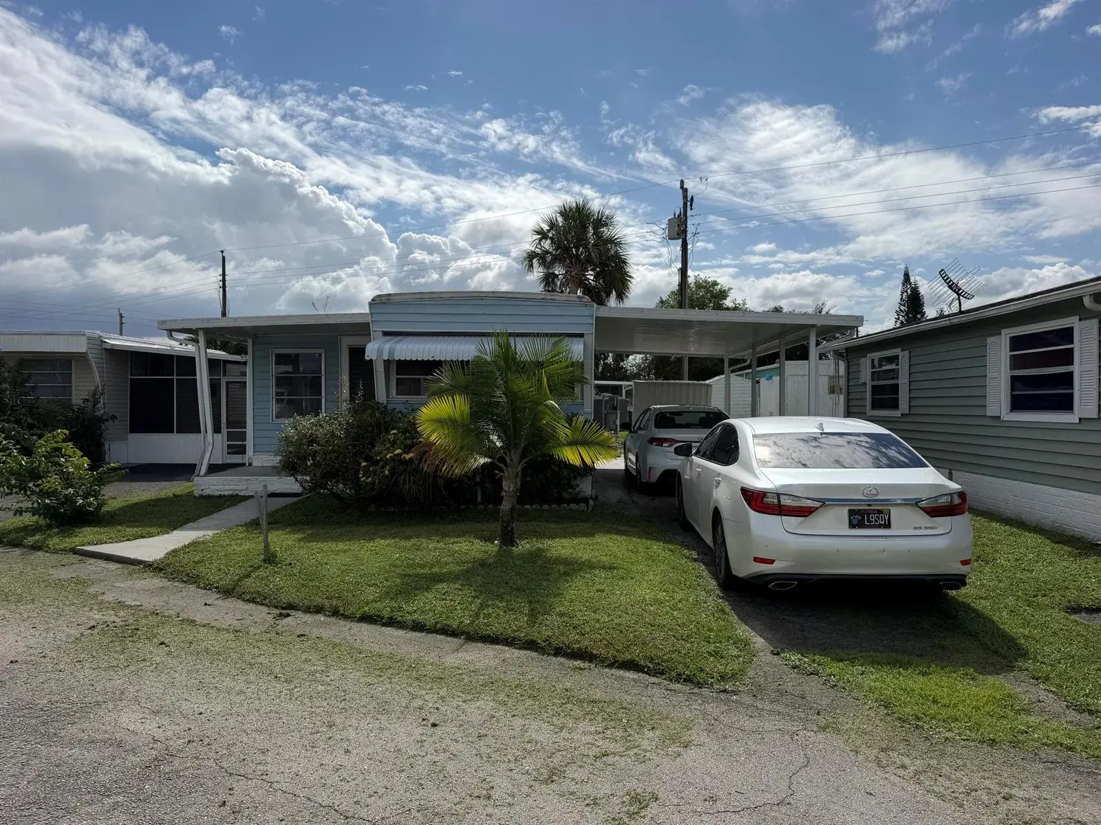 1 bedroom 1 bath Residential for sale at 8640 SW 15TH Court, Davie FL 33324