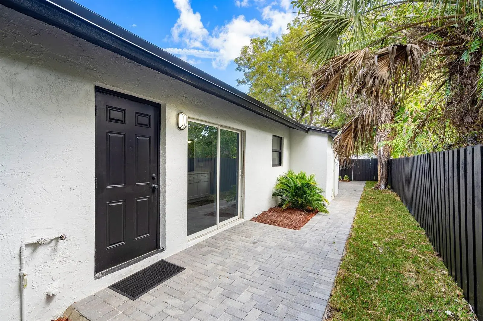 1211 NE 2nd Avenue, Fort Lauderdale FL 33304