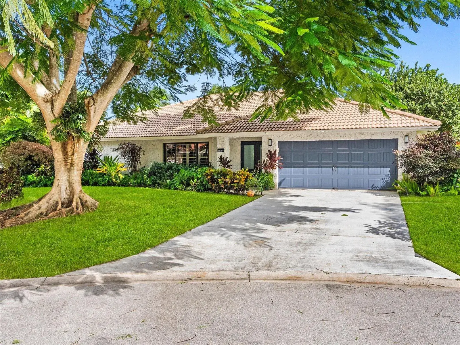 4 bedroom 2 bath Residential for sale at 21789 Linwood Way, Boca Raton FL 33433
