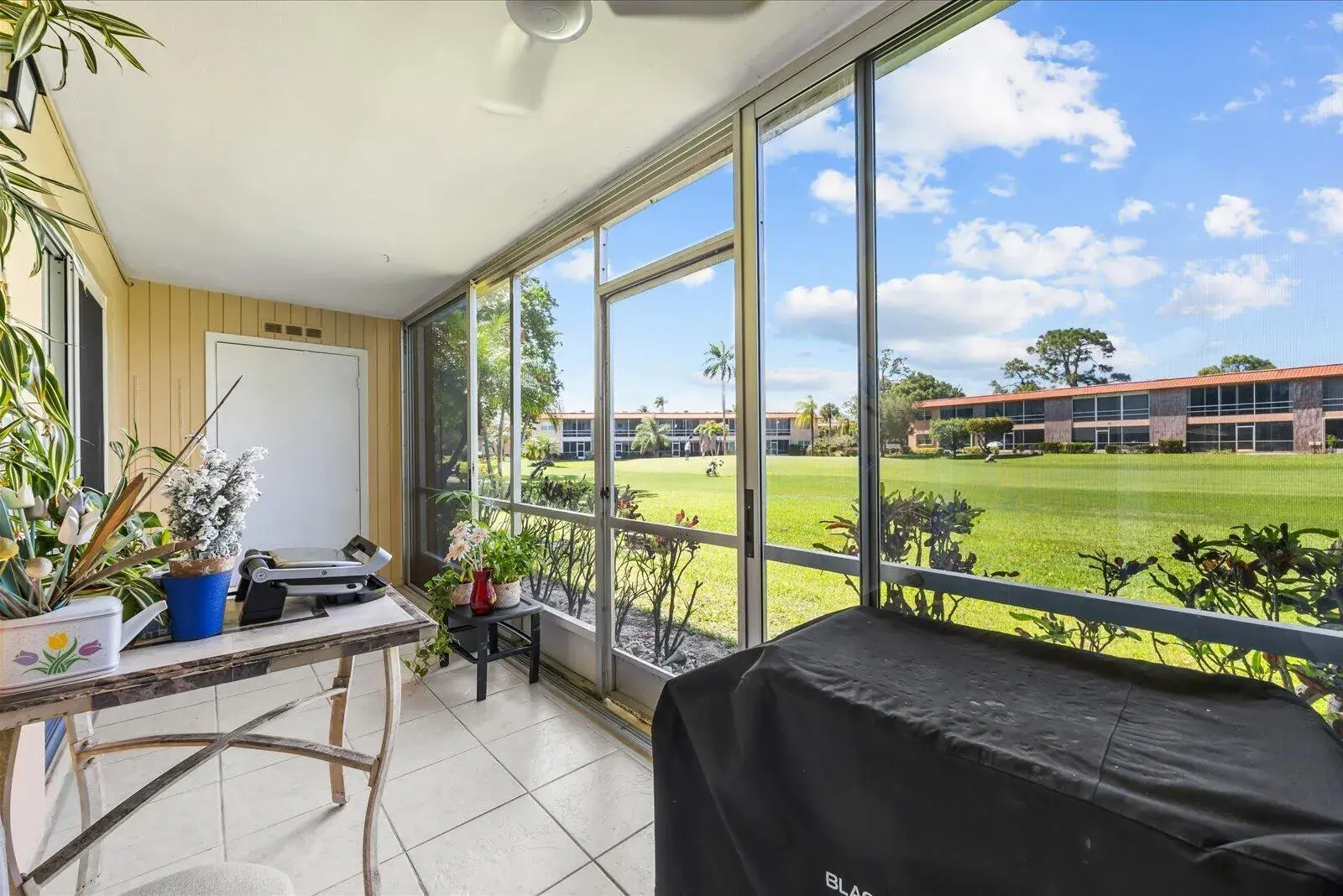 1 bedroom 1 bath Residential for sale at 1943 SW PALM CITY Road # D, Stuart FL 34994