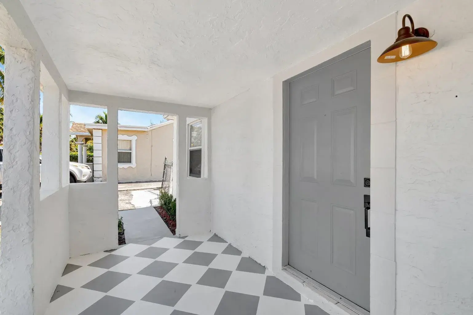 950 29TH Street, West Palm Beach FL 33407