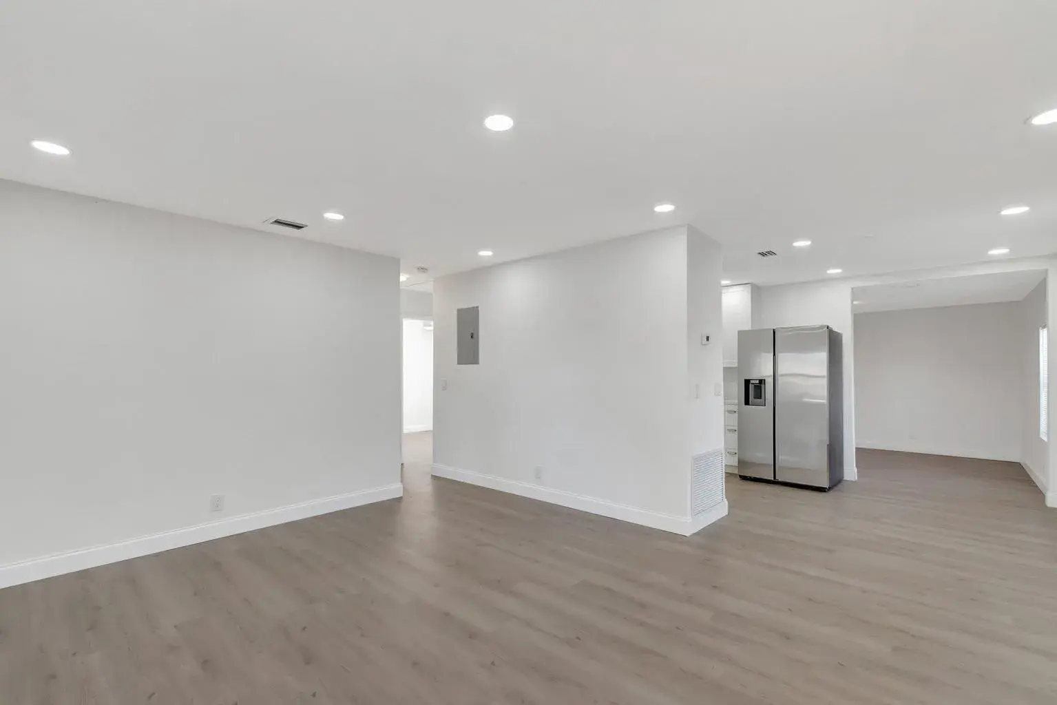 950 29TH Street, West Palm Beach FL 33407
