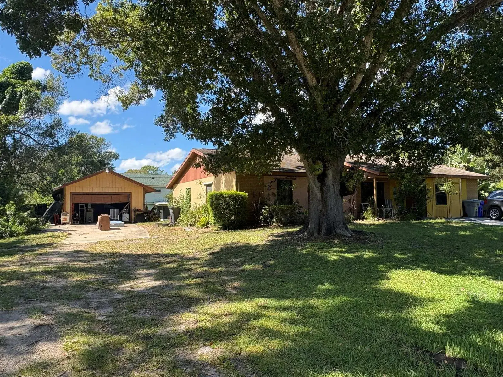 3 bedroom 2 bath Residential for sale at 4625 47th Court, Vero Beach FL 32967