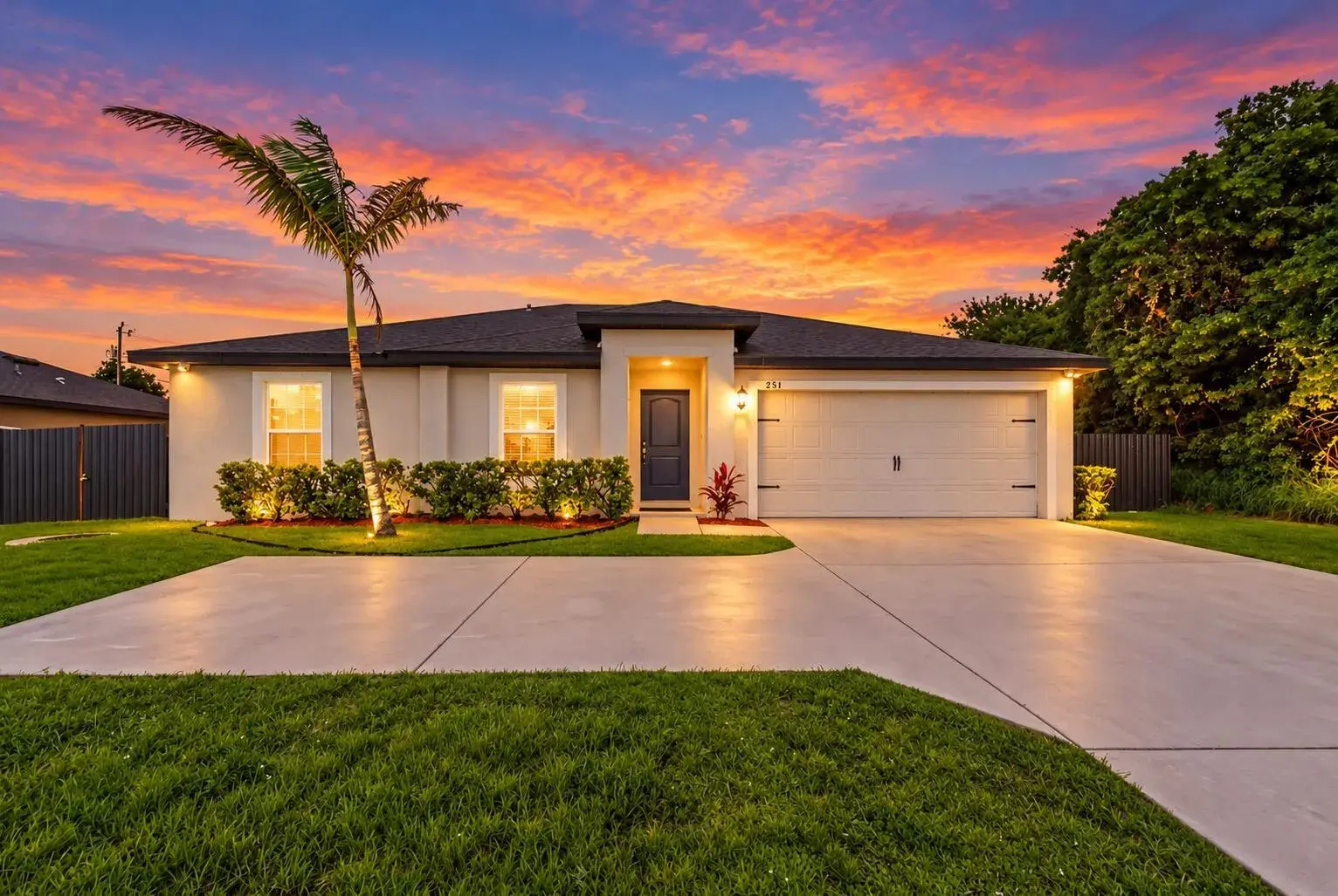 3 bedroom 2 bath Residential for sale at 951 SW Paar Drive, Port St. Lucie FL 34953