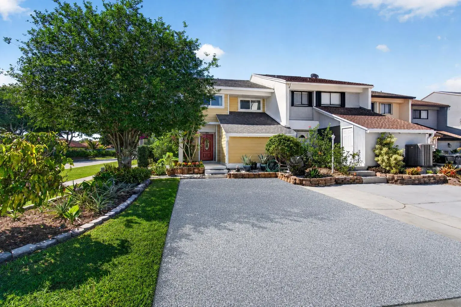3 bedroom 2 bath Residential for sale at 12324 Westhampton Circle, Wellington FL 33414