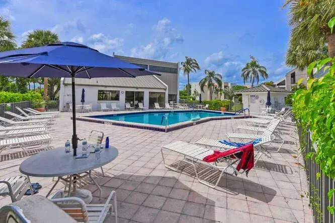 1605 US-1 # 103, Jupiter FL 33477