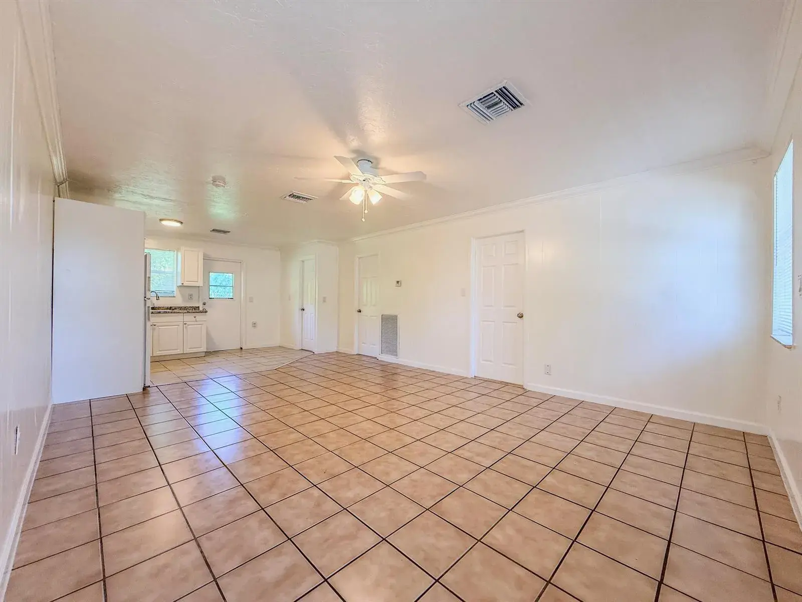 3075 Floweva Street, Palm Springs FL 33406