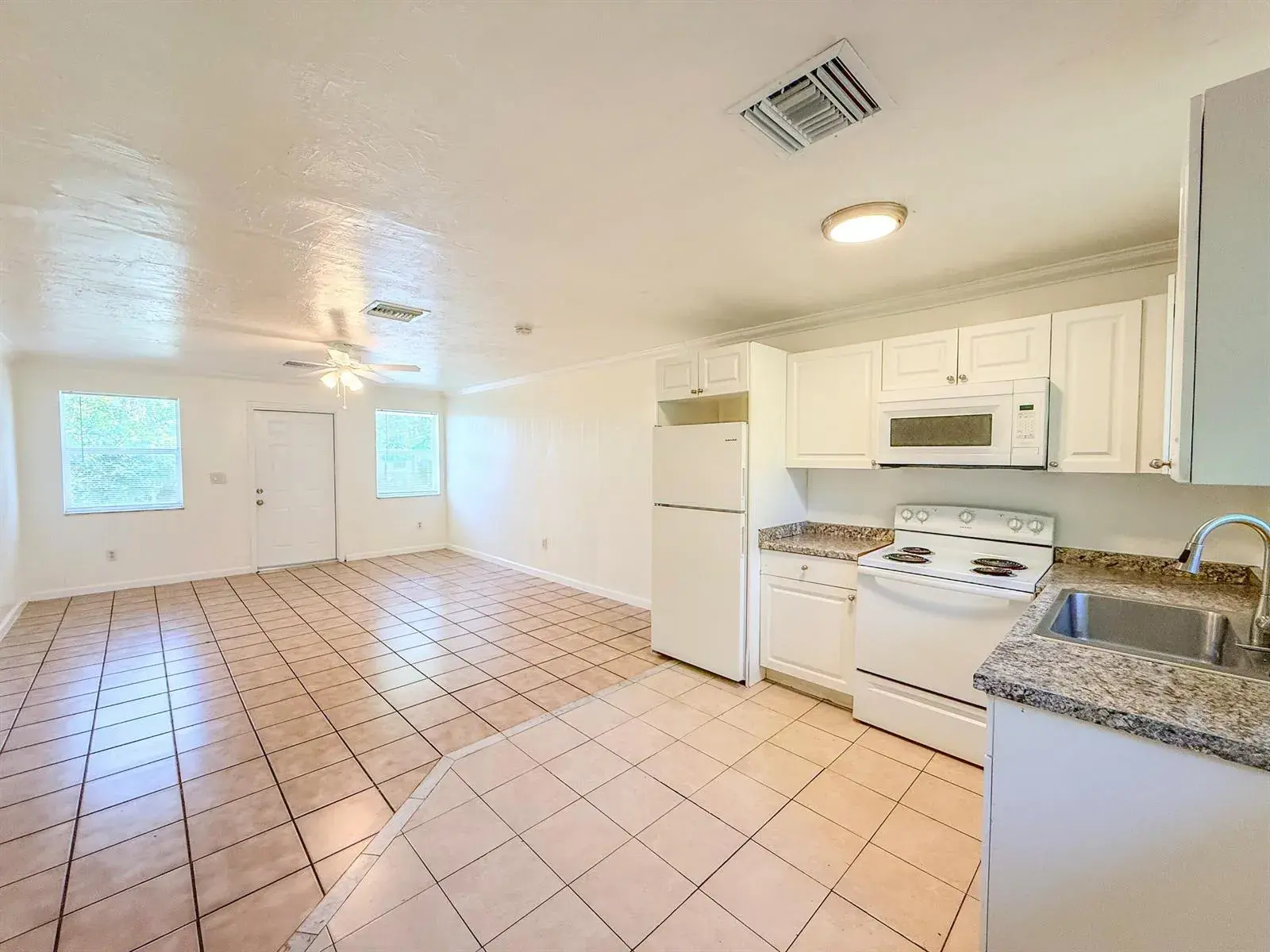 3075 Floweva Street, Palm Springs FL 33406