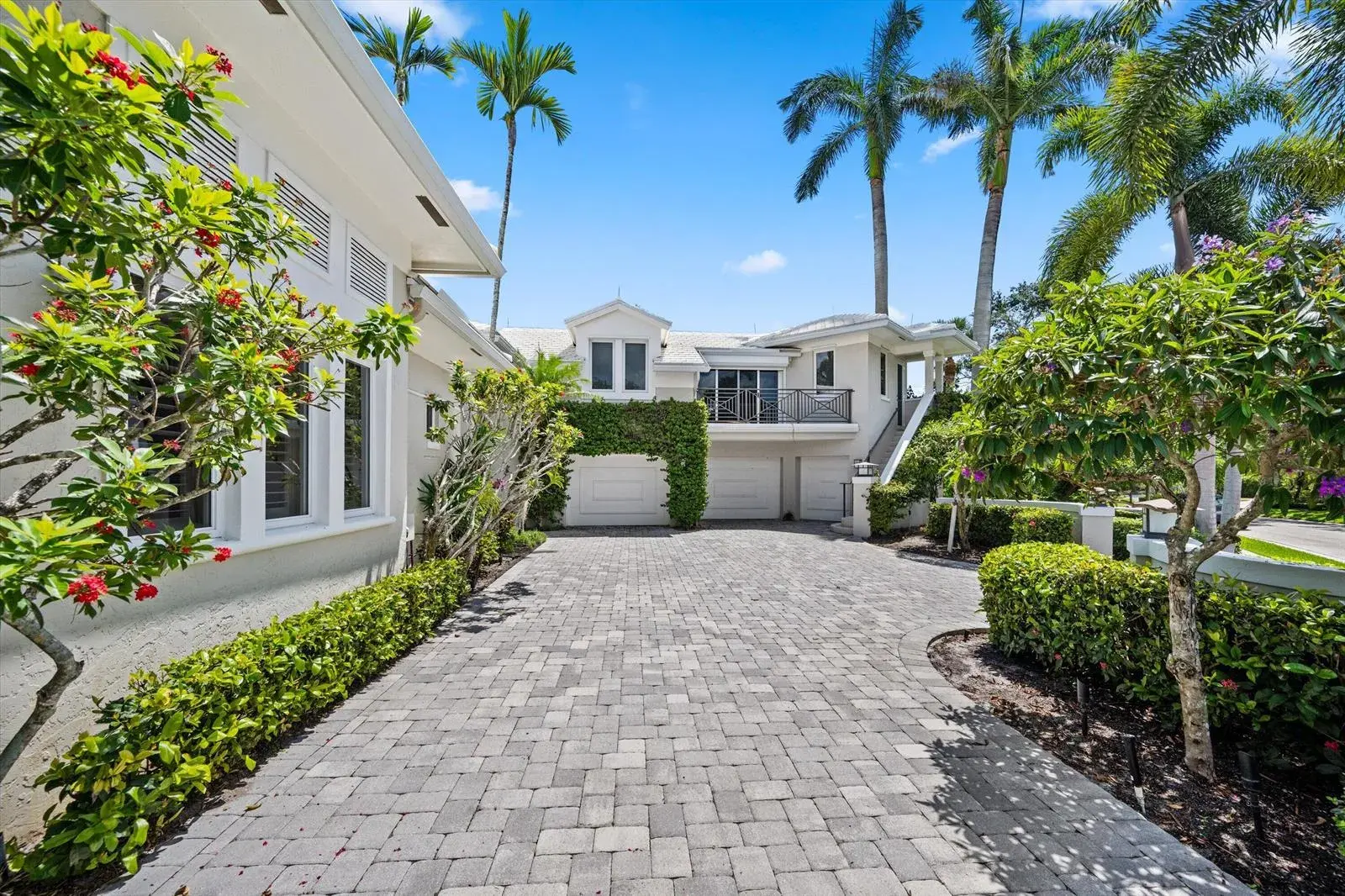 136 ECHO Drive, Jupiter FL 33458
