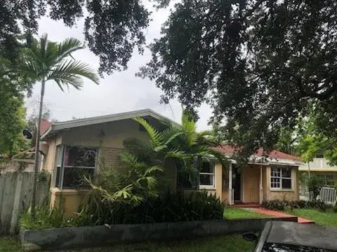 1922 Jefferson Street, Hollywood FL 33020