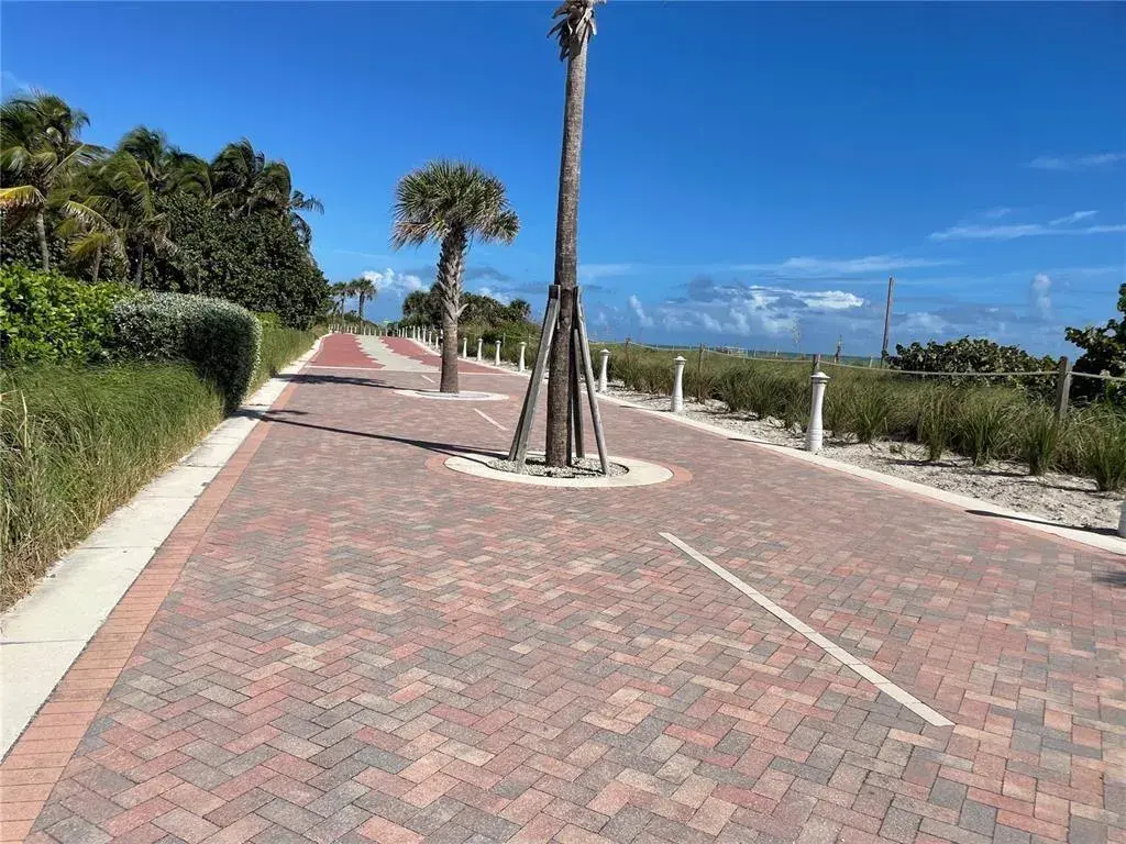 5005 Collins Avenue # 1210, Miami Beach FL 33140