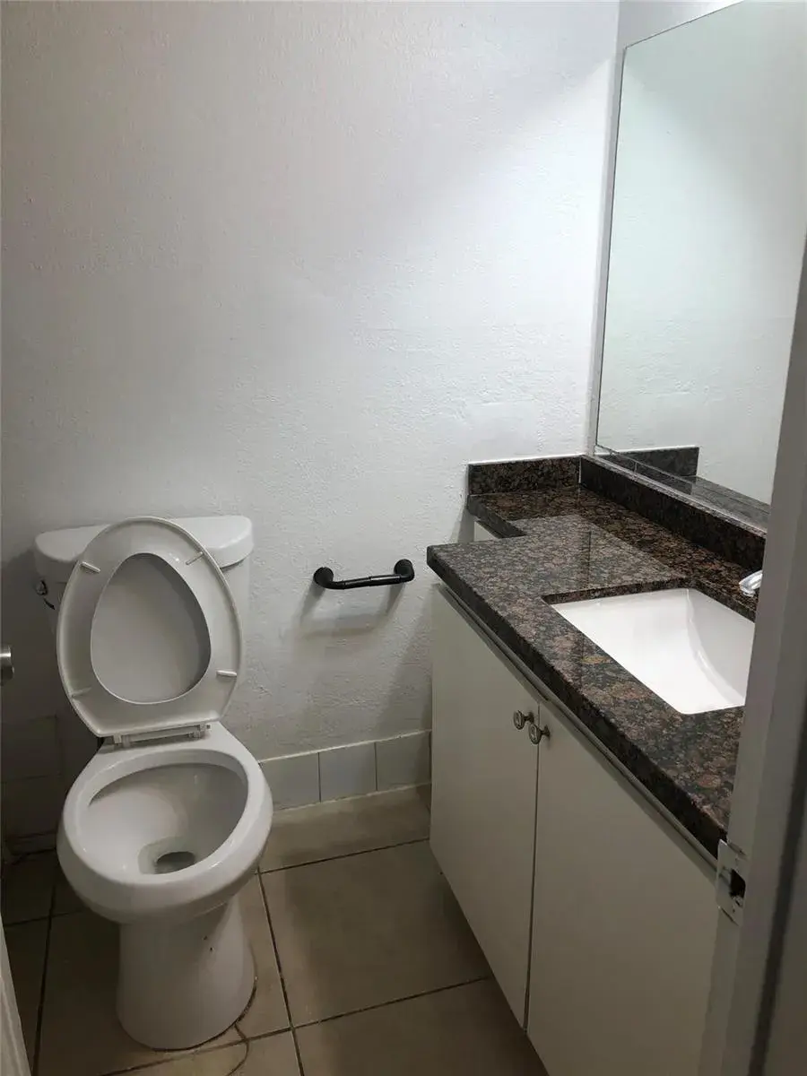 3750 NW 115th Way # 1, Coral Springs FL 33065