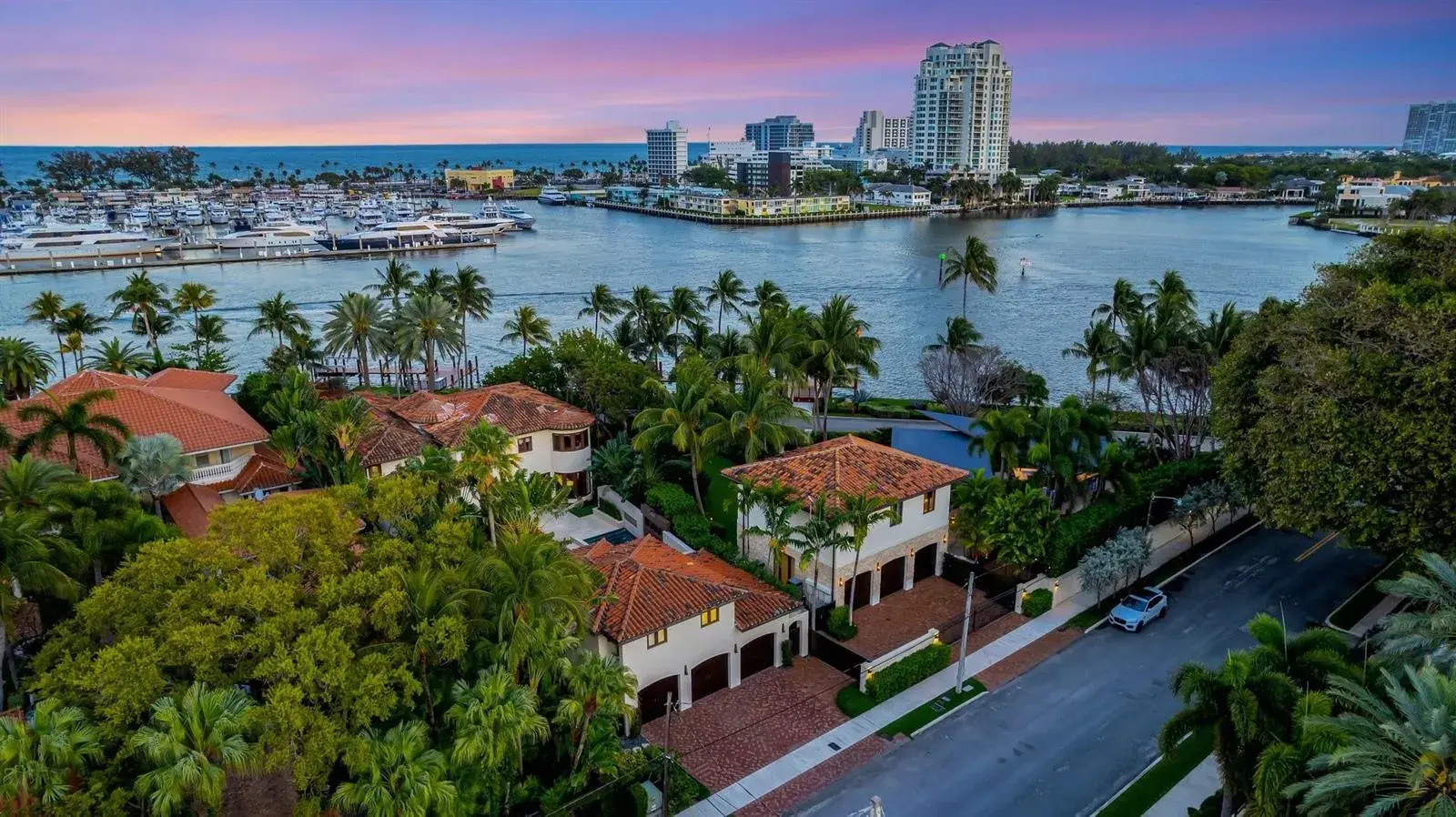 815 Idlewyld Drive, Fort Lauderdale FL 33301