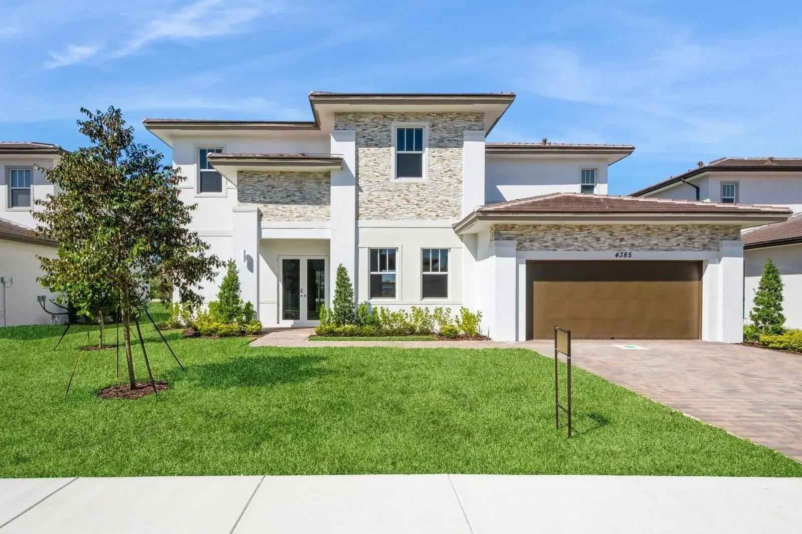 4 bedroom 3 bath Residential for sale at 4385 SW 123rd Lane, Davie FL 33330