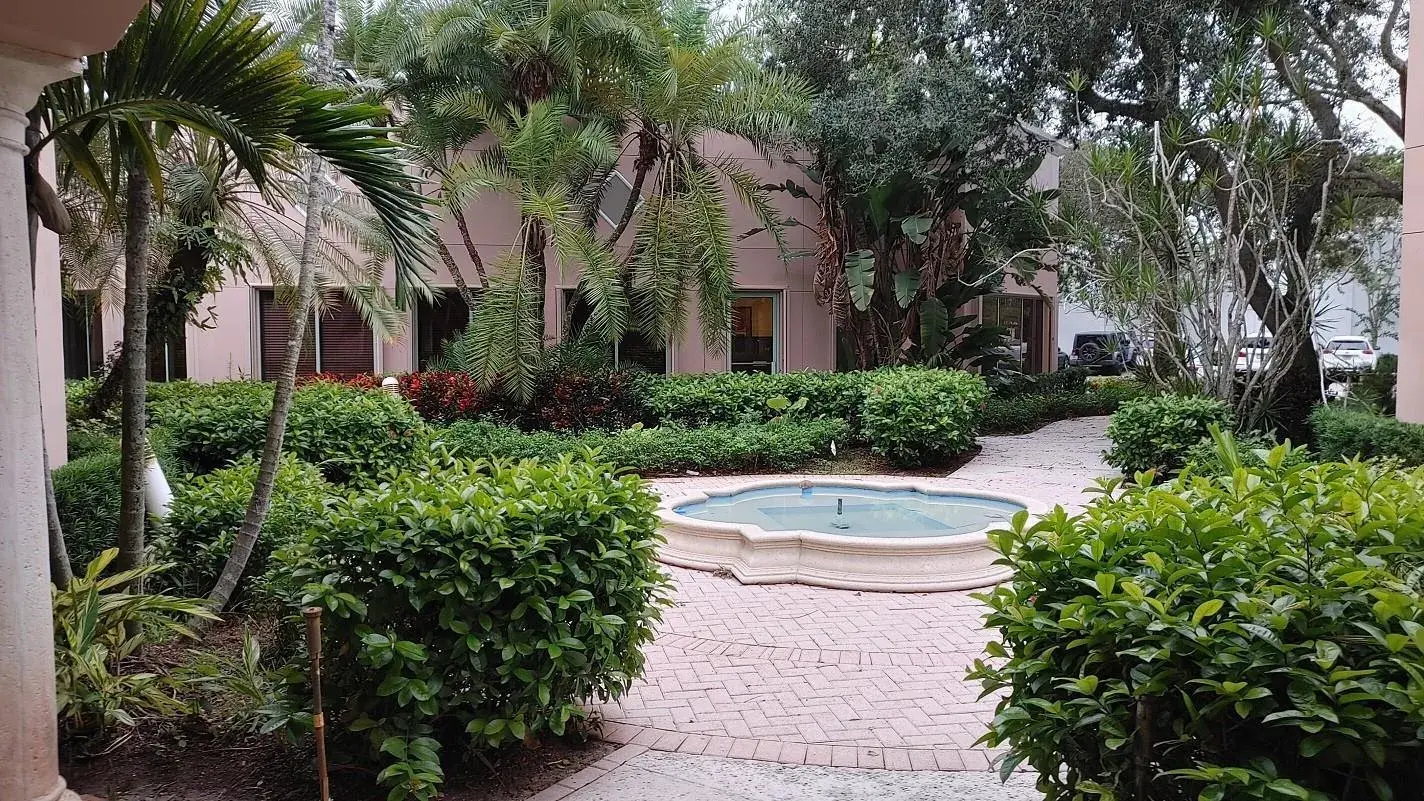 1565 N Park Drive # 104, Weston FL 33326