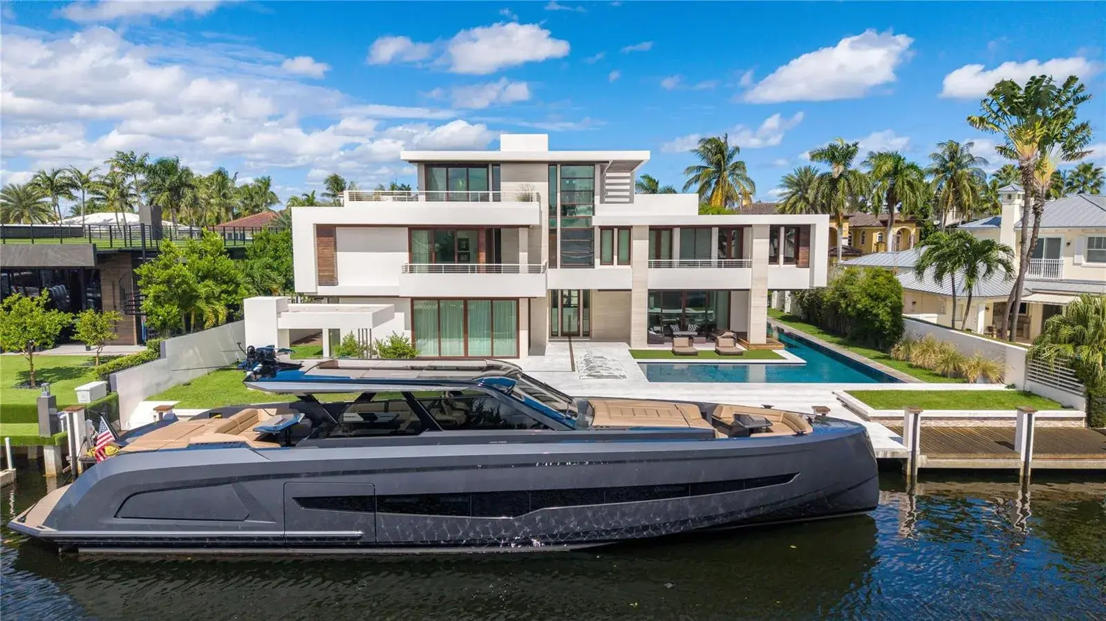 7 bedroom 7 bath Residential for sale at 10 Pelican Drive, Fort Lauderdale FL 33301