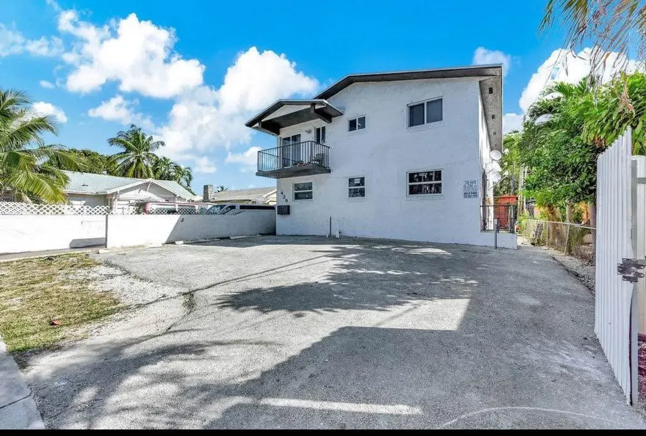 for sale at 429 NW 10th Avenue, Miami FL 33128