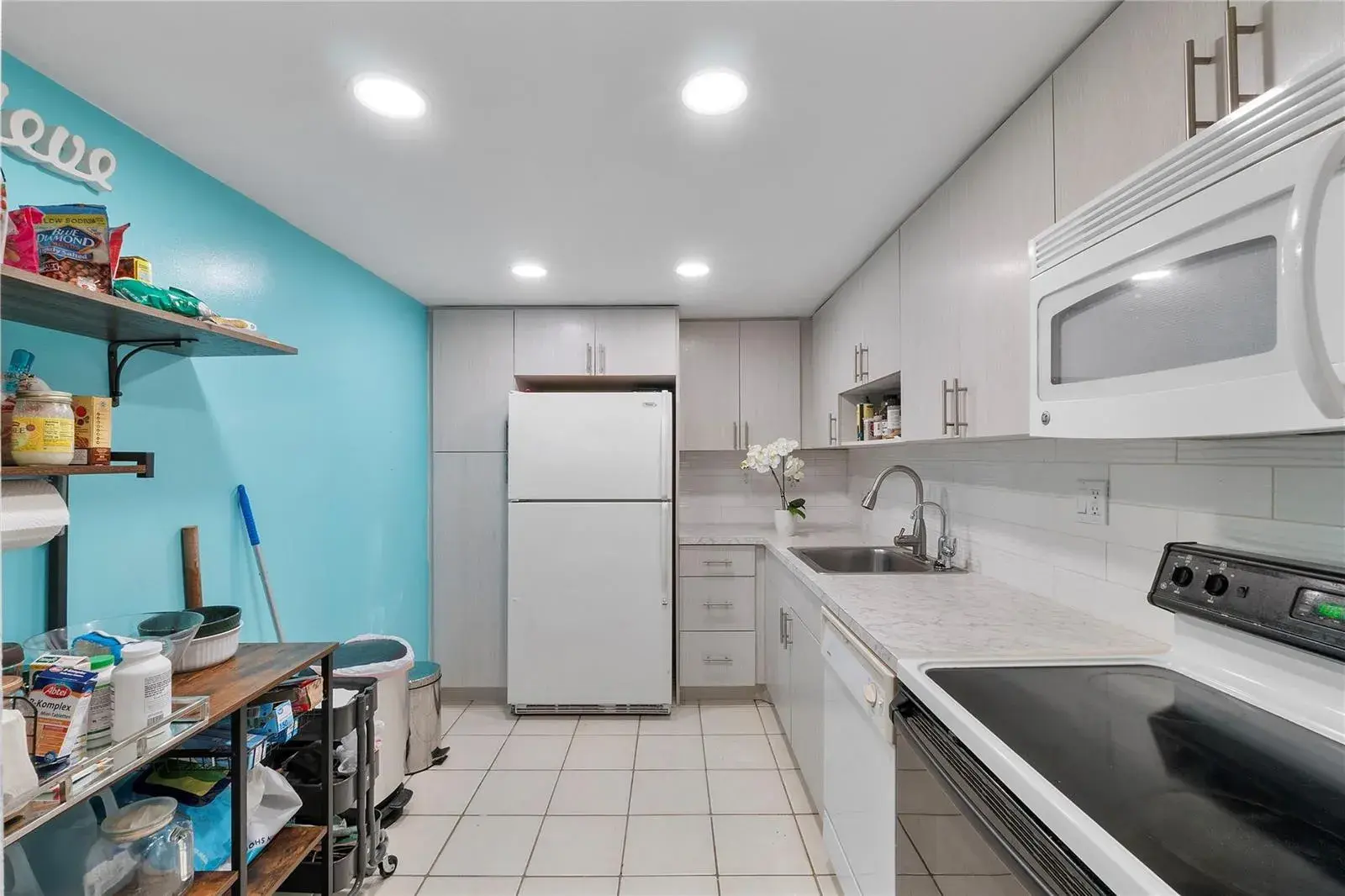 7750 W Mcnab Road # 203, Tamarac FL 33321