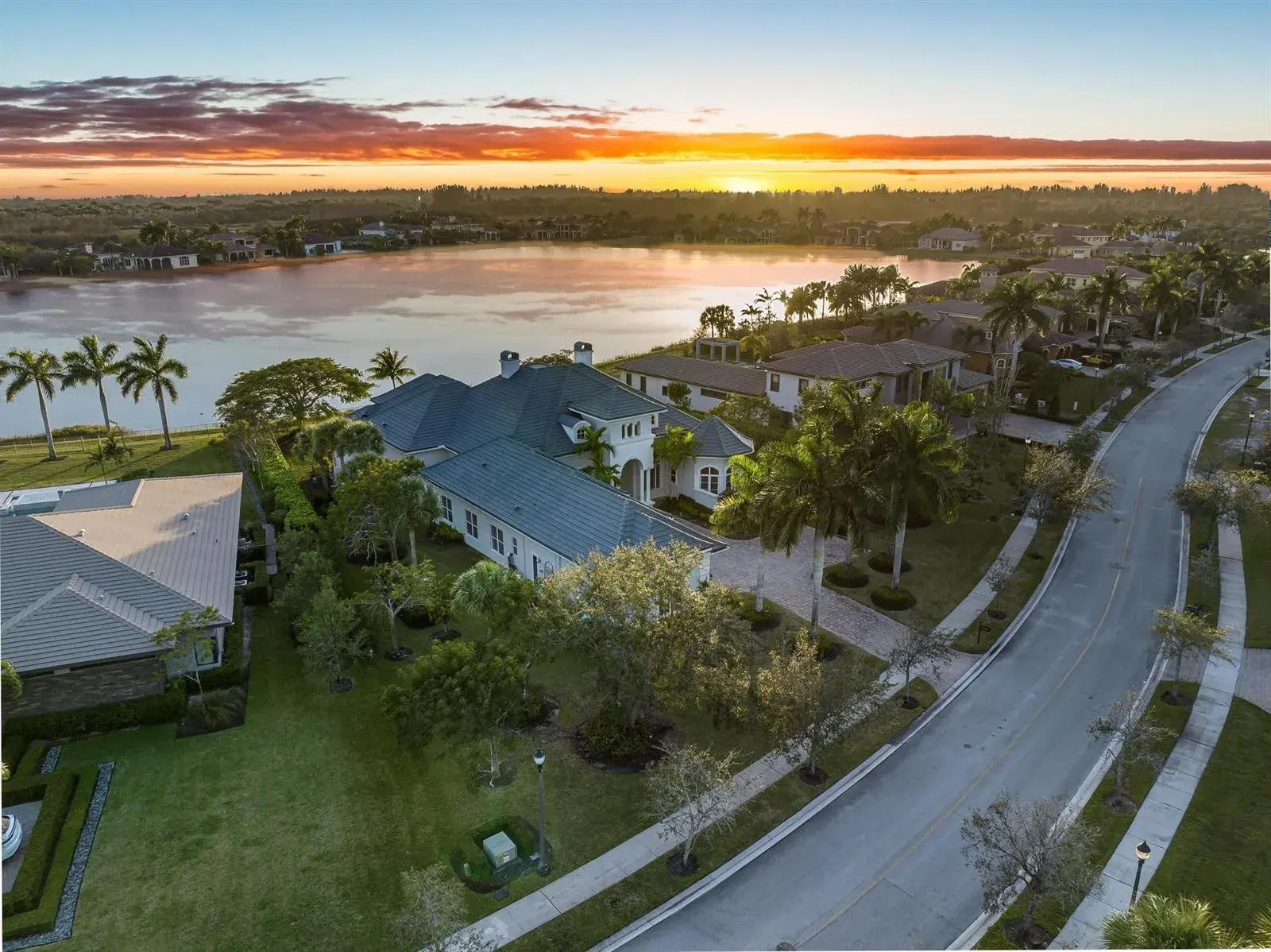 3111 Lake Ridge Lane, Weston FL 33332