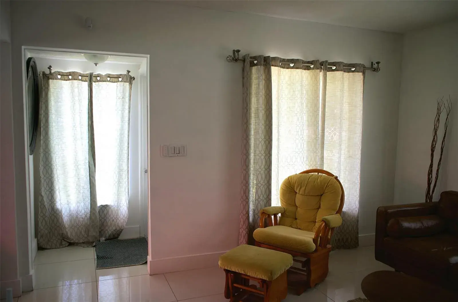 11150 Peachtree Drive, Miami FL 33161 photo 2