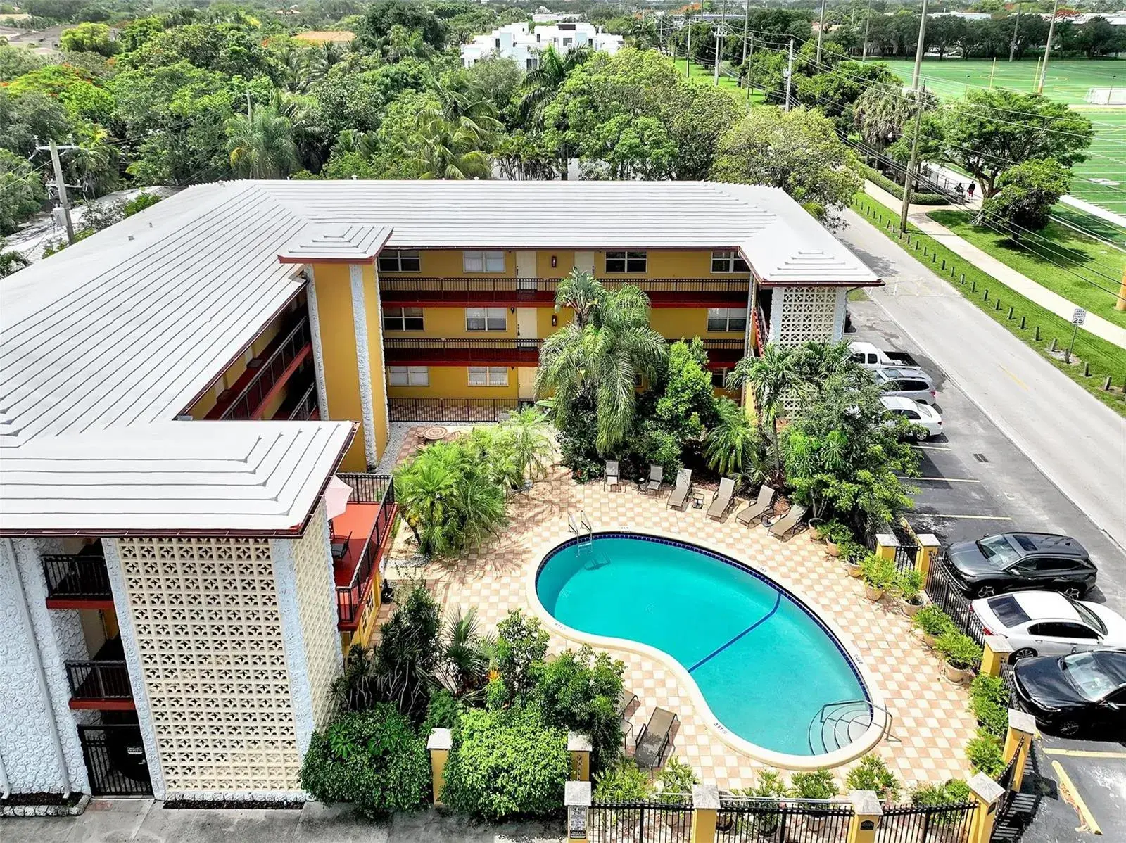 2 bedroom 2 bath Residential for sale at 744 NE 14th Avenue # 4, Fort Lauderdale FL 33304