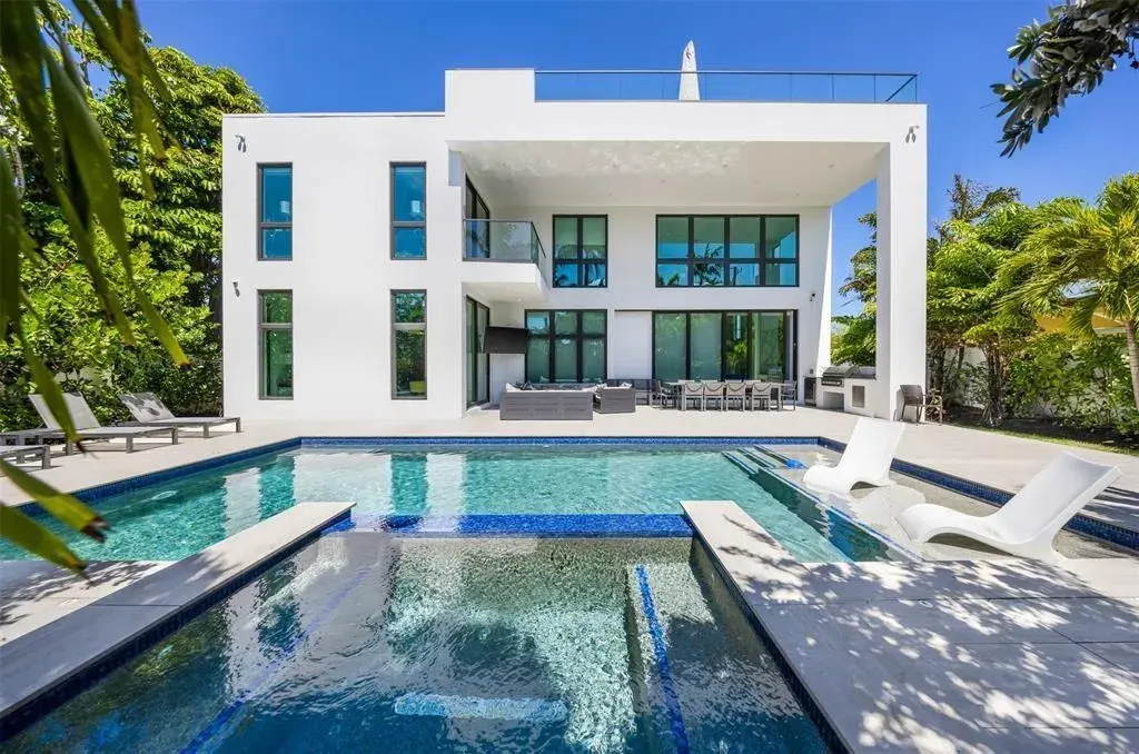 6 bedroom 6 bath Residential Lease for rent at 2001 Marietta Drive, Fort Lauderdale FL 33316