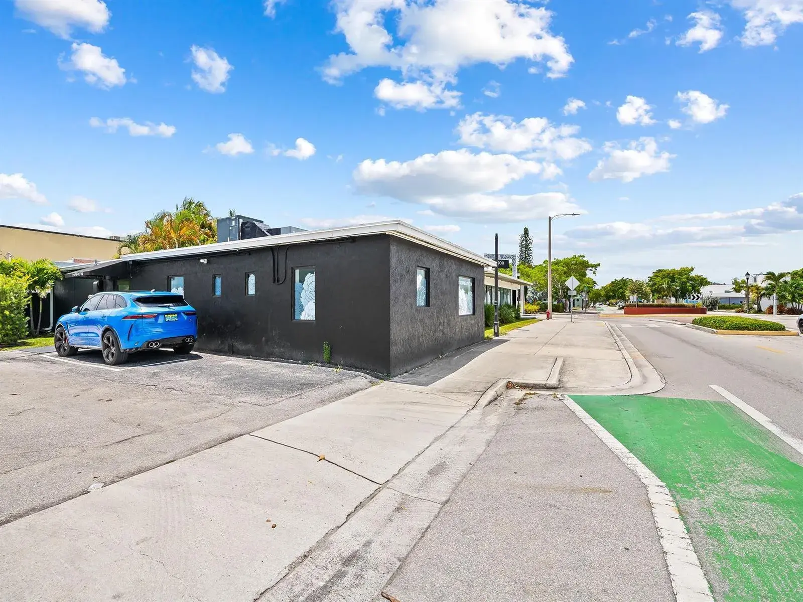 700 NE 13th Street, Fort Lauderdale FL 33304