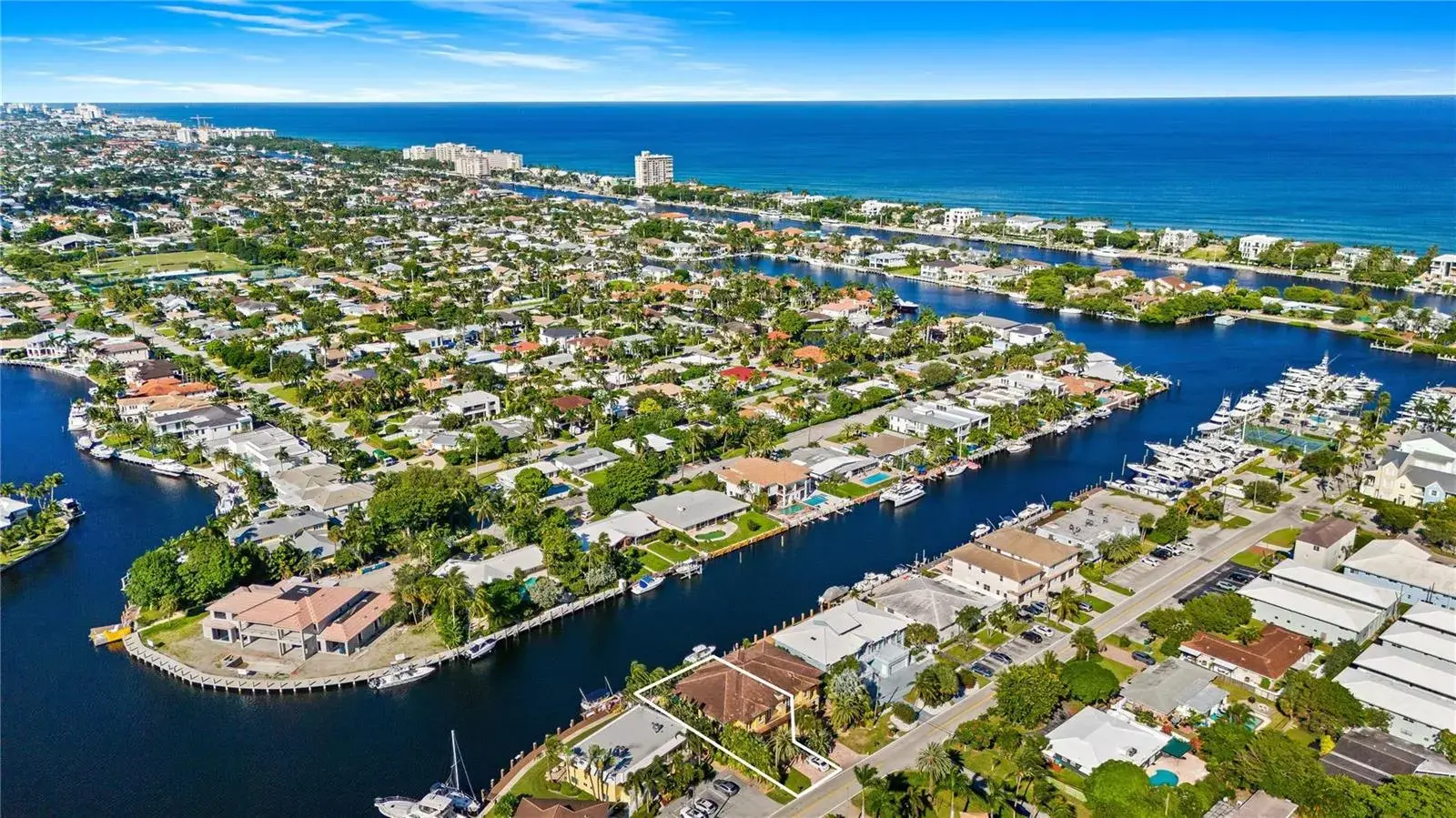 3 bedroom 3 bath Residential for sale at 2637 NE 28th Court, Lighthouse Point FL 33064