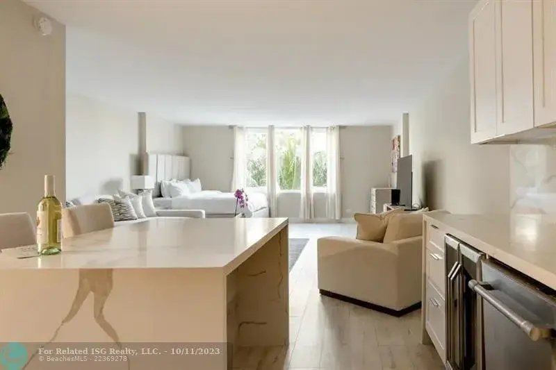 2301 Collins Avenue # 327, Miami Beach FL 33139
