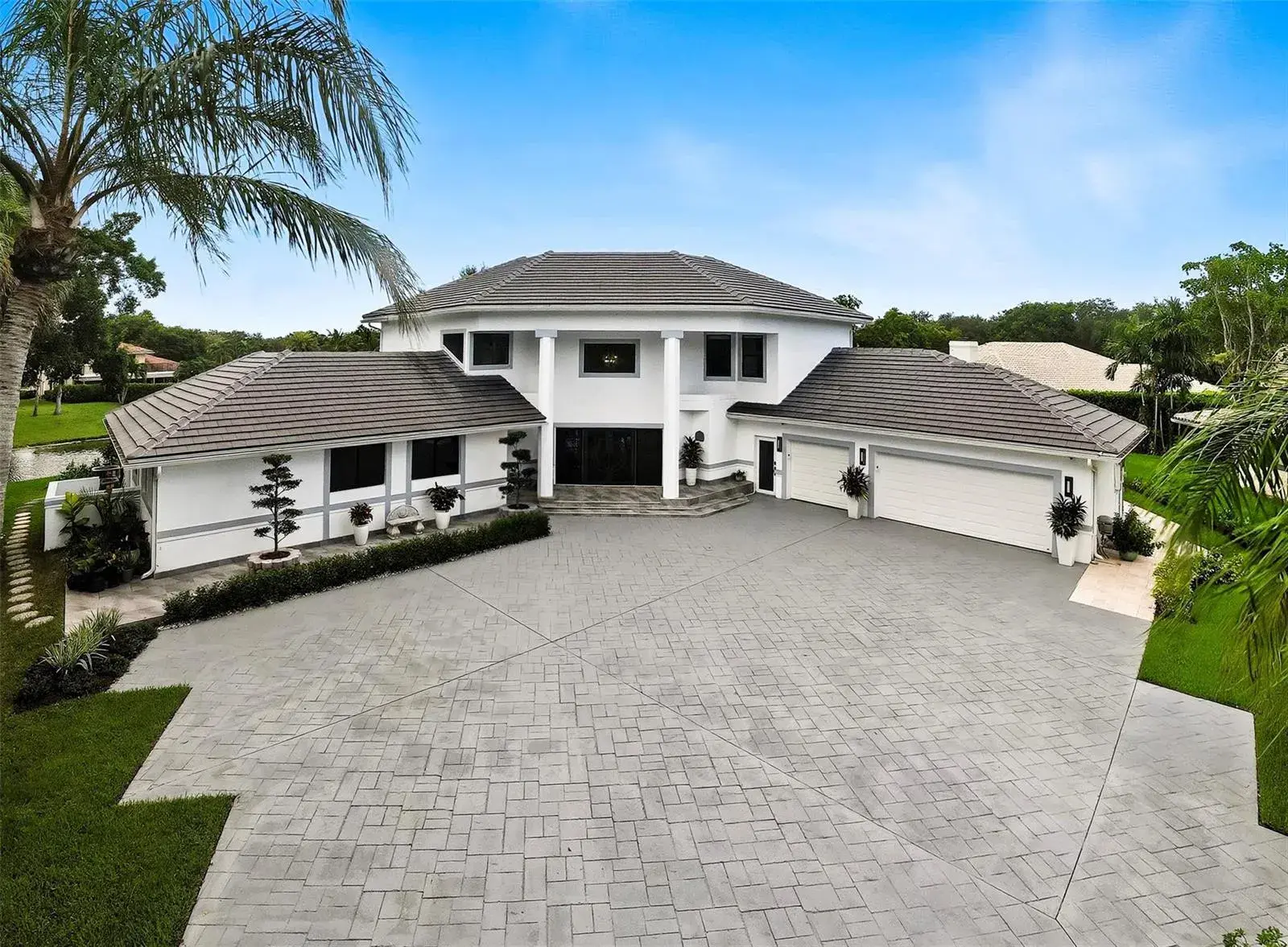 10038 Vestal Place, Coral Springs FL 33071