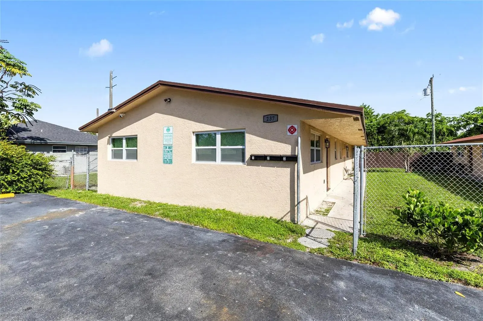 Residential Income for sale at 237 NW 12th Court, Pompano Beach FL 33060
