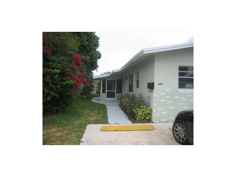 1 bedroom 1 bath Residential Lease for rent at 407 SE 3rd Avenue # B, Hallandale Beach FL 33009
