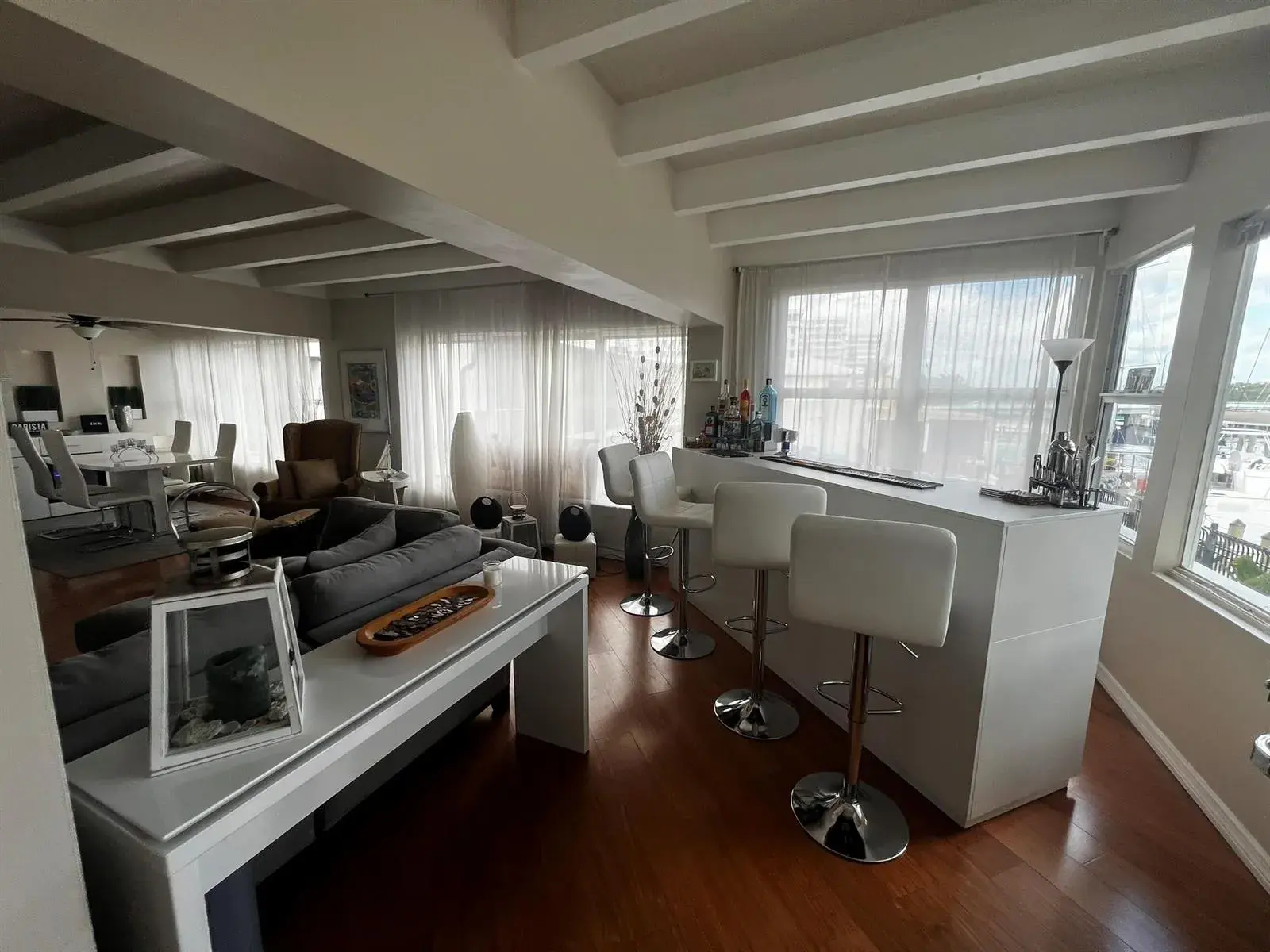 1 bedroom 1 bath Residential Lease for rent at 904 NE 20th, Fort Lauderdale FL 33304