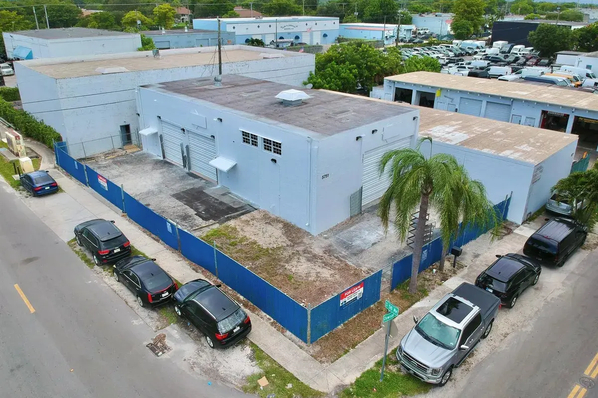 5751 Dawson Street, Hollywood FL 33023