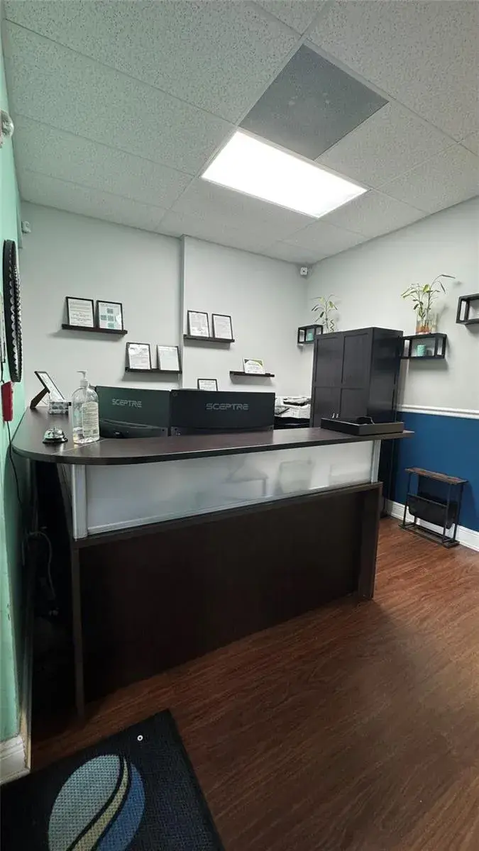 7451 Wiles Road, Coral Springs FL 33067