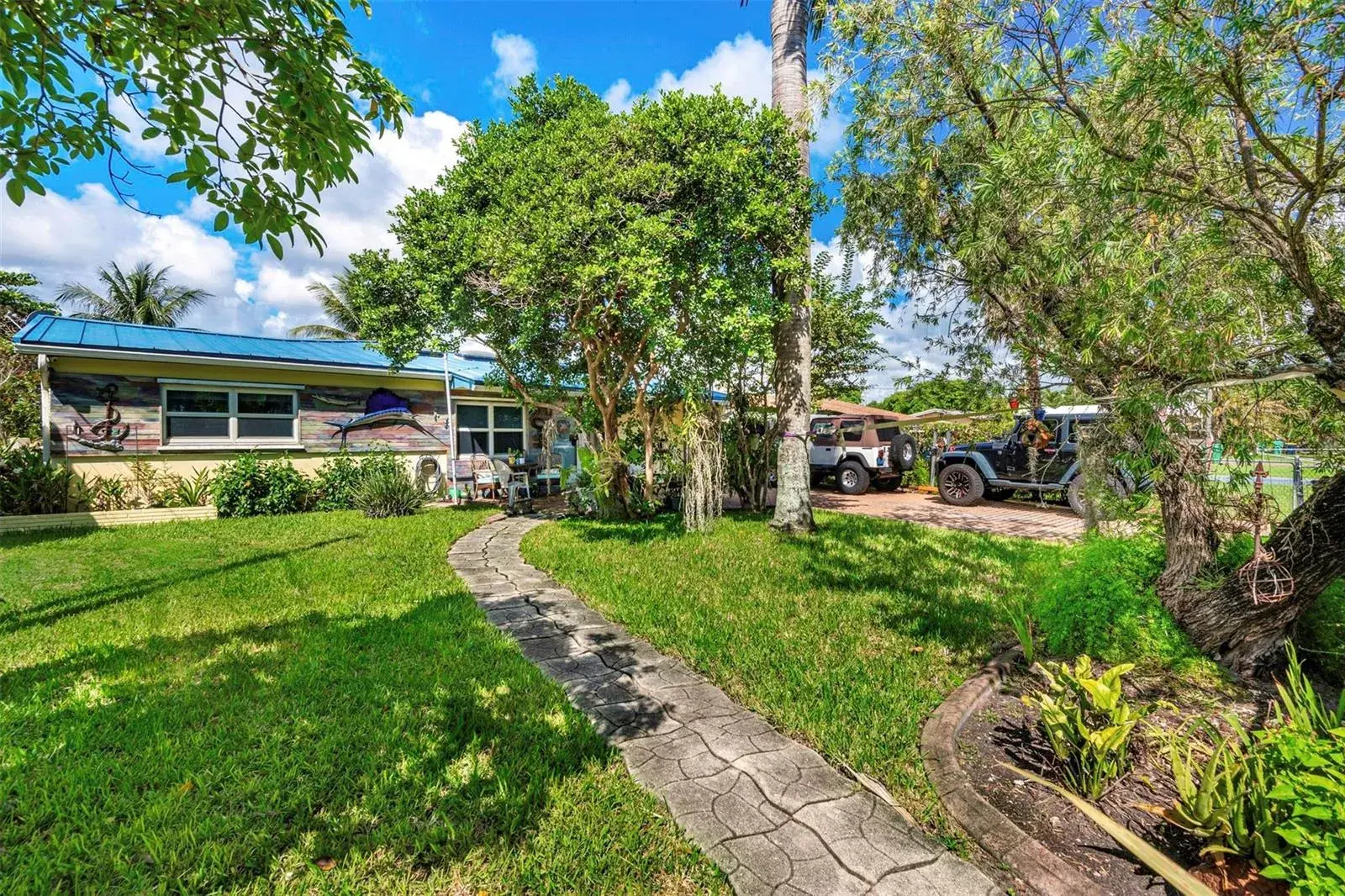 4717 SW 35th Avenue, Dania Beach FL 33312