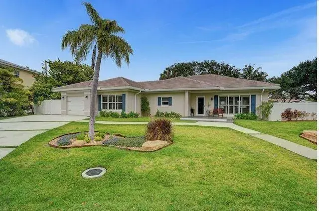 4 bedroom 2 bath Residential for sale at 2622 NE 27th Avenue, Lighthouse Point FL 33064