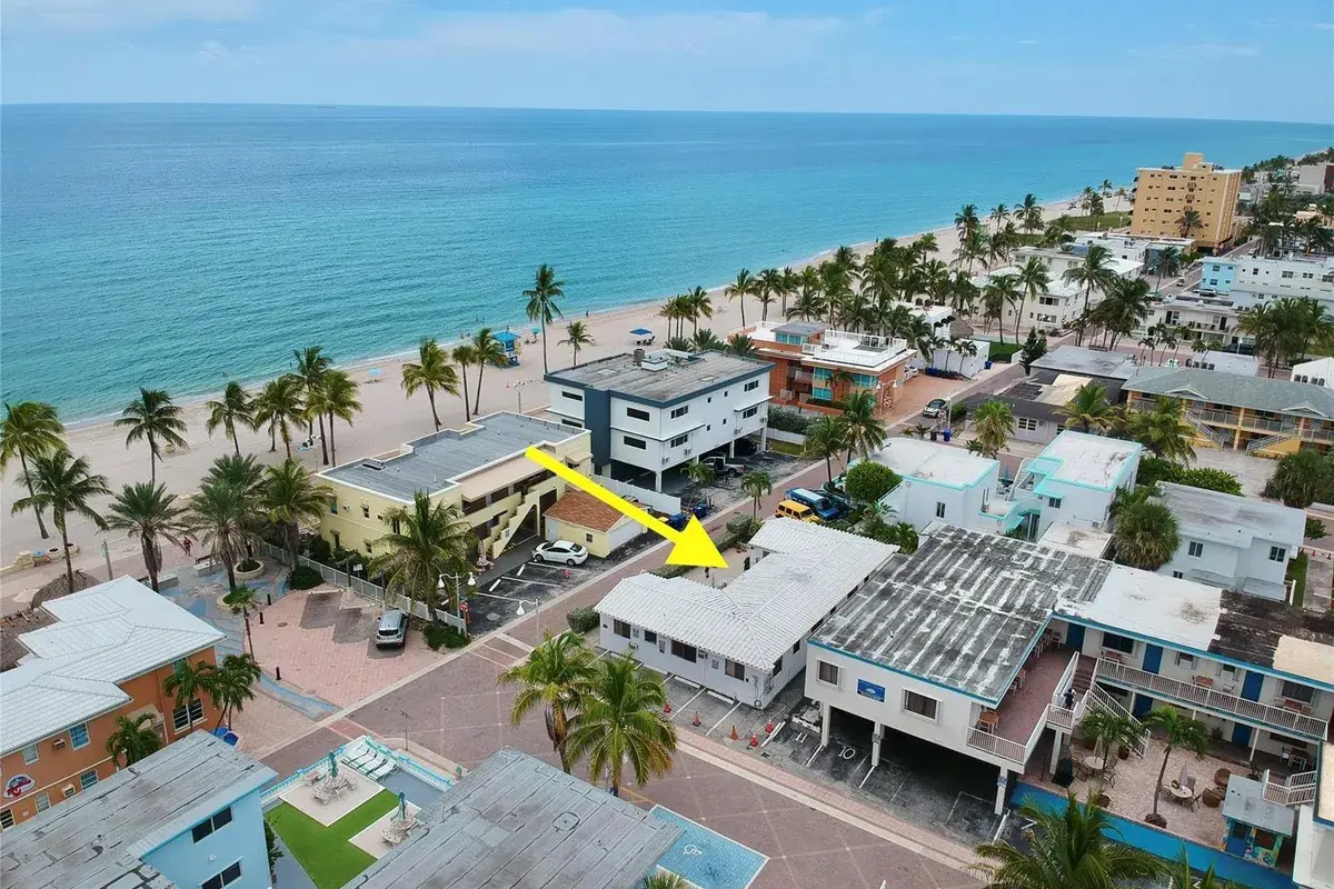 2212 N Surf Road, Hollywood FL 33019