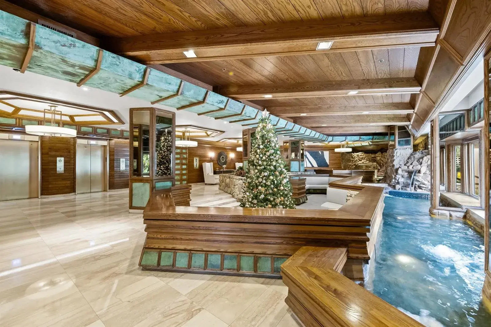 1000 Quayside Terrace # 1606, Miami FL 33138