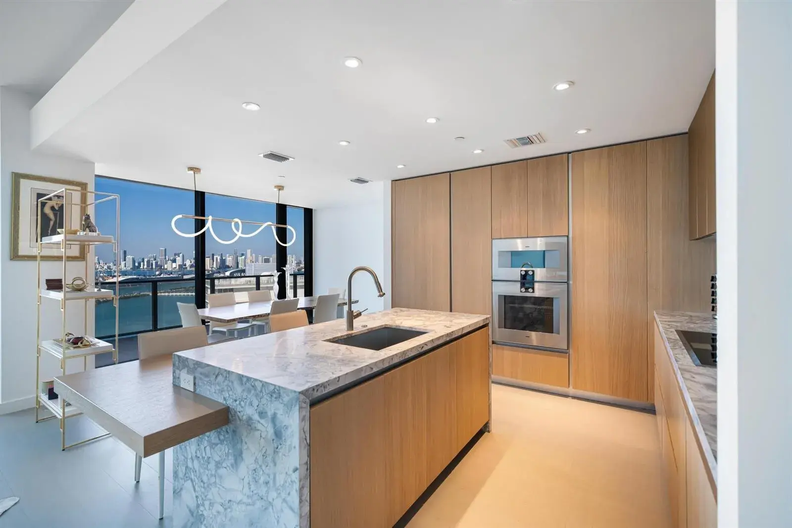 500 Alton # 2702, Miami Beach FL 33139