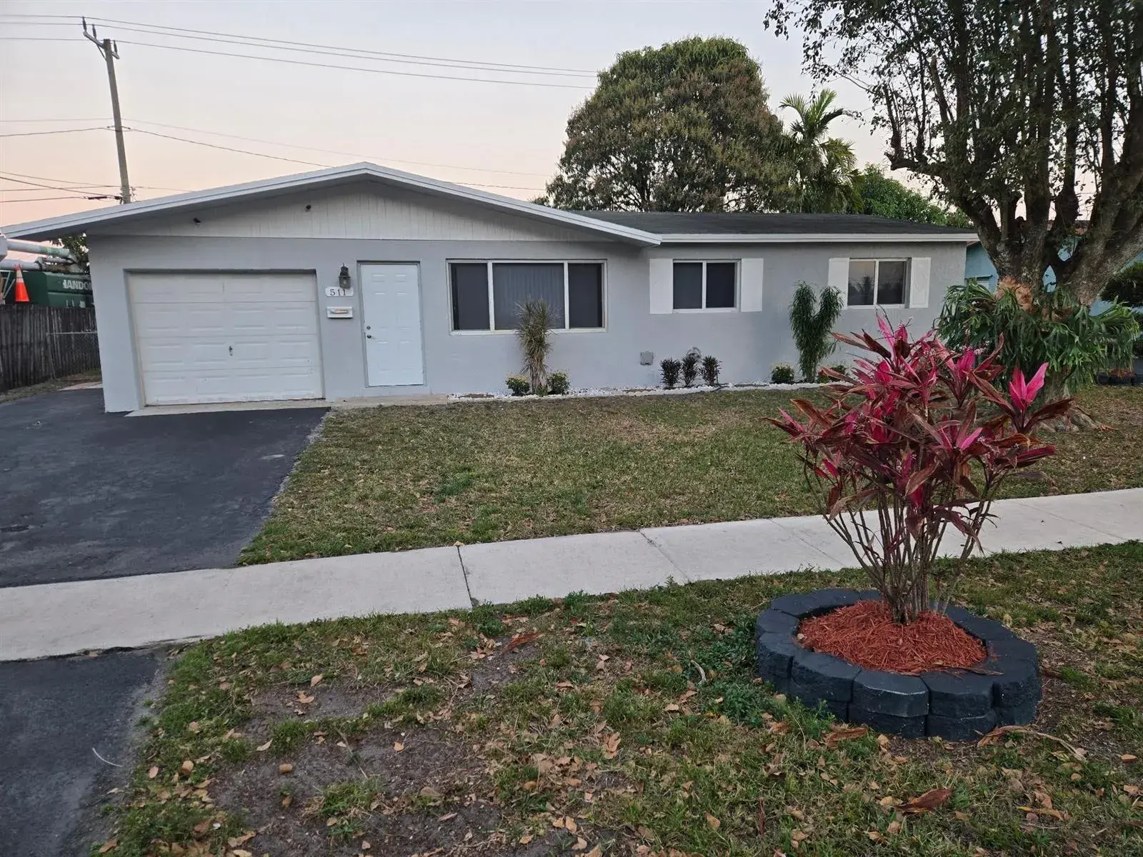 4 bedroom 2 bath Residential for sale at 511 N 65th Avenue, Hollywood FL 33024