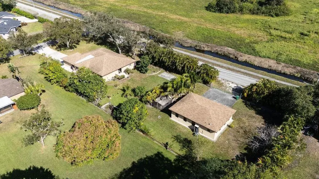 13602 SW 24th Street, Davie FL 33325