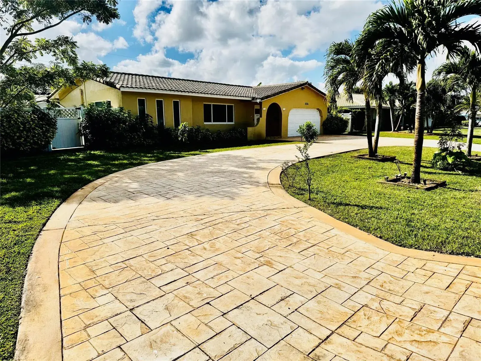 8306 NW 36th Street, Coral Springs FL 33065