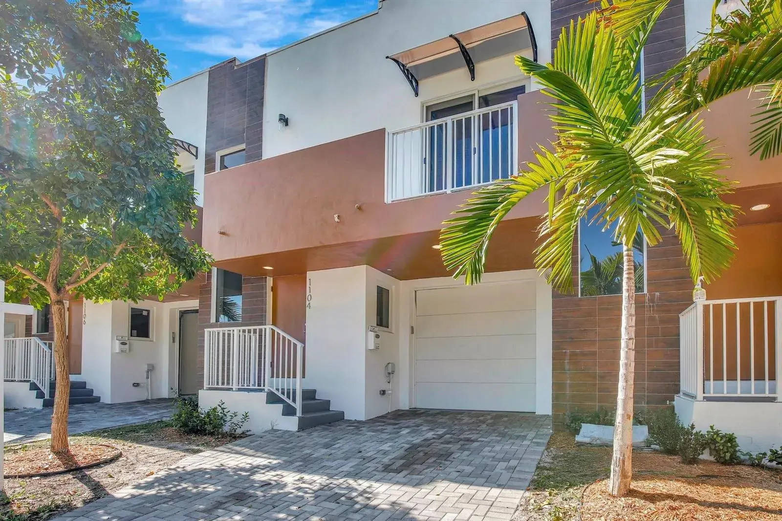 3 bedroom 2 bath Residential Lease for rent at 1104 S 20th Avenue, Hollywood FL 33020