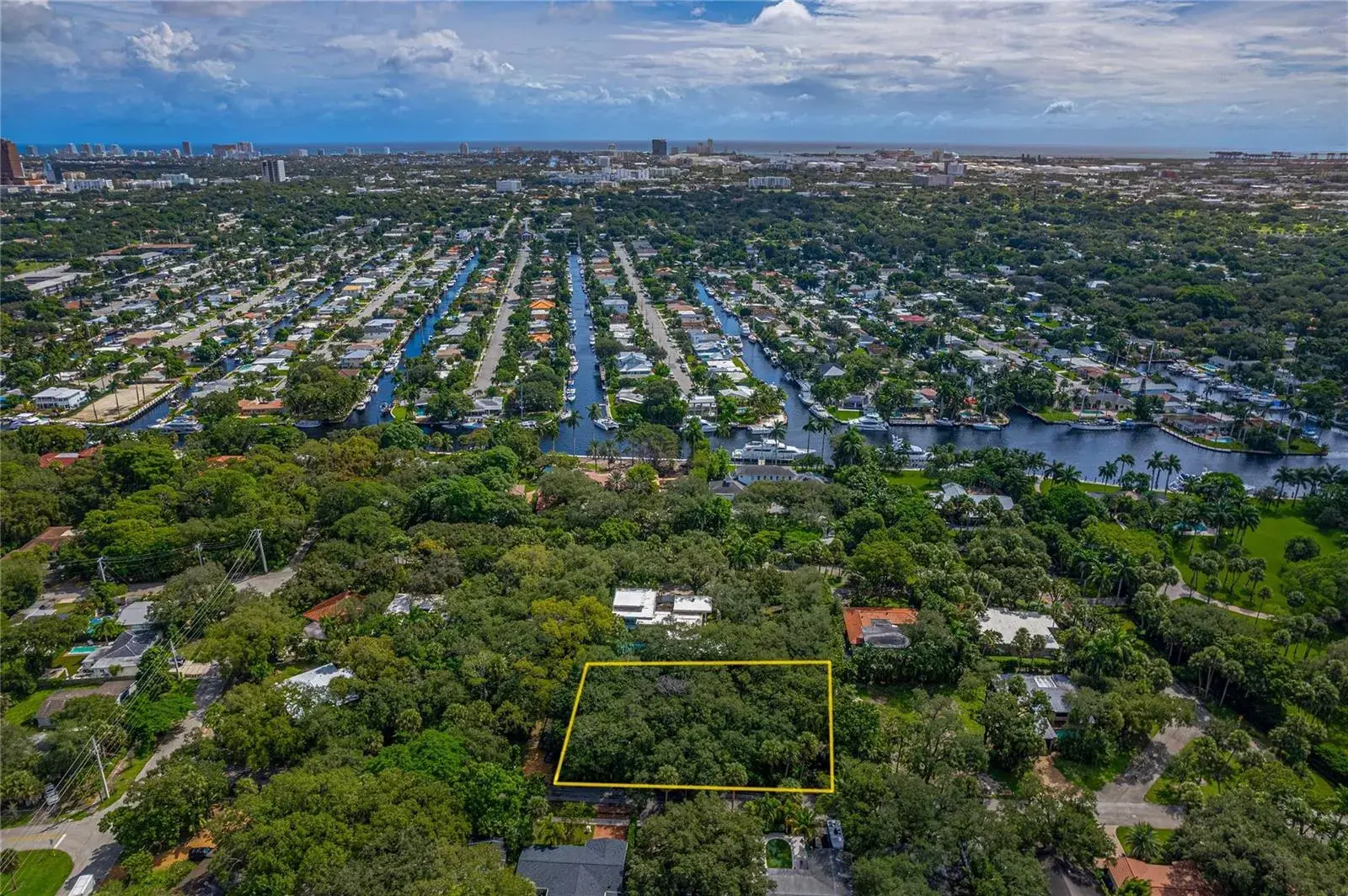 4 bedroom 3 bath Residential for sale at 1516 SW 15th Terrace, Fort Lauderdale FL 33312