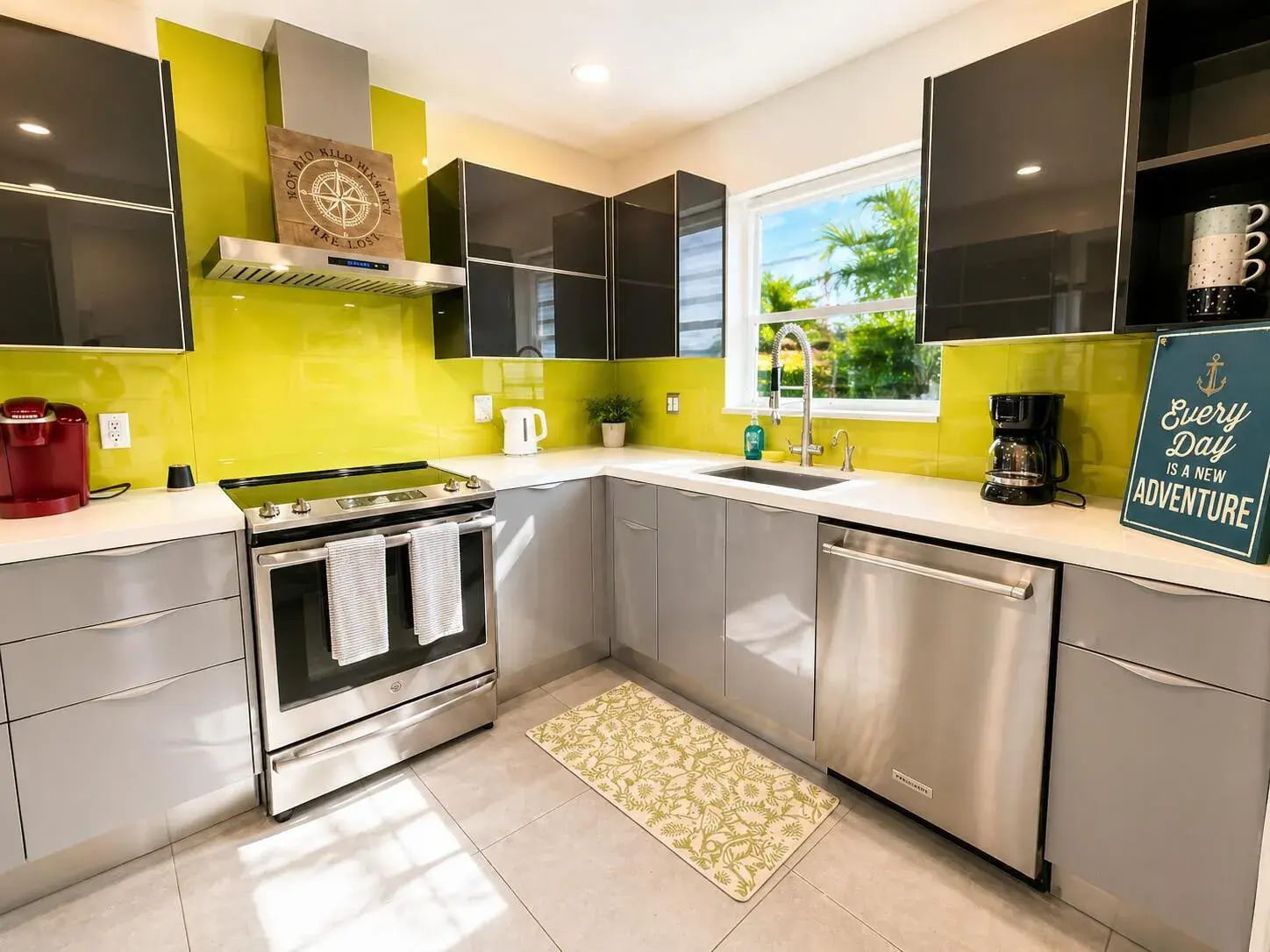 800 SE 11th Court, Fort Lauderdale FL 33316