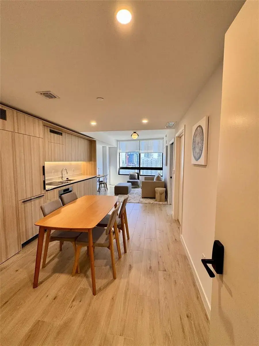 225 N Miami Avenue # 2507, Miami FL 33128