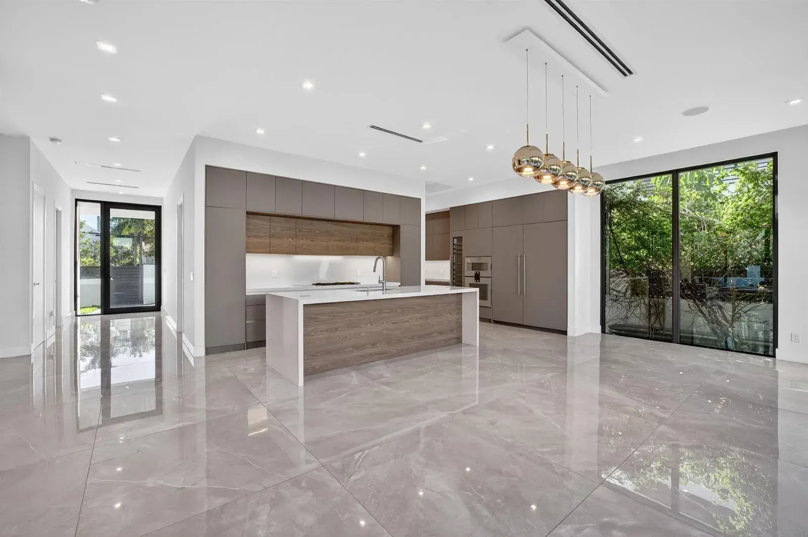 1225 NE 4th Street, Fort Lauderdale FL 33301