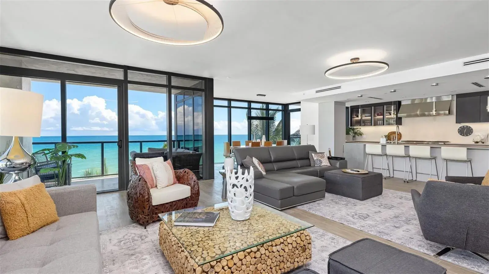 2205 S Surf Road # 4b, Hollywood FL 33019