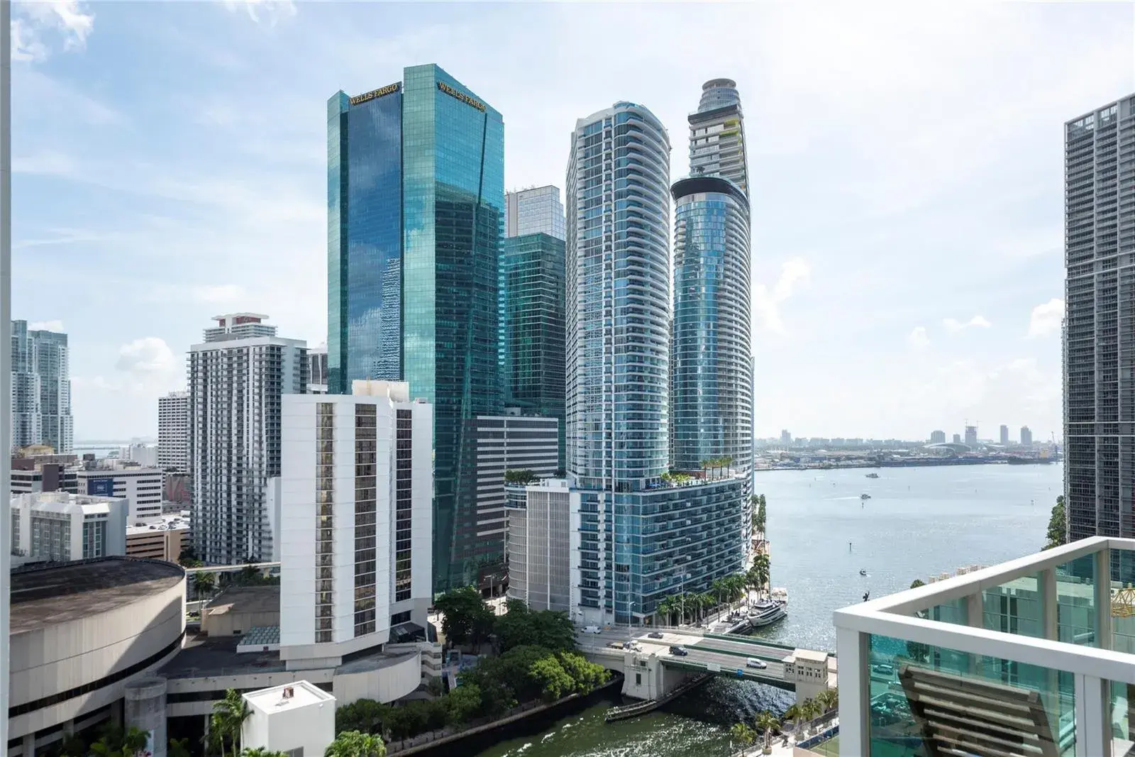 1 bedroom 1 bath Residential for sale at 41 SE 5th Street # 1315, Miami FL 33131